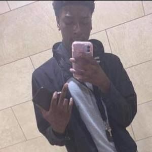 Meet your Posher, Sarina